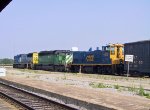 CSX 8777 leads a train southbound 